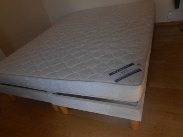 Grand Matelas et son sommier sparta 2m05-160-16, Maison & Meubles, Enlèvement, Sommier