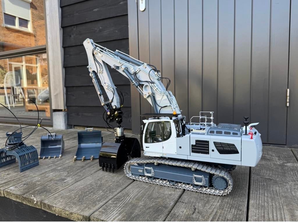 LESU Graafmachine Liebherr R956 hydraulisch 1:14 ook custom, Hobby & Loisirs créatifs, Modélisme | Radiocommandé & Téléguidé | Autre
