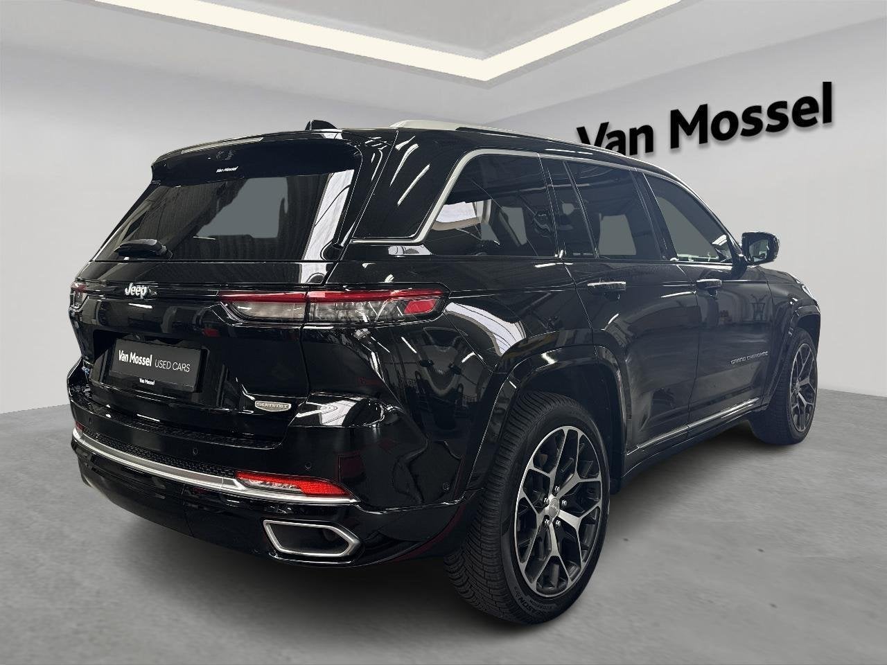 Jeep Grand Cherokee 2.0 4xe 380 PHEV 4WD Summit Reserve Luxe, Auto's, Automaat, Stof, Gebruikt, Zwart