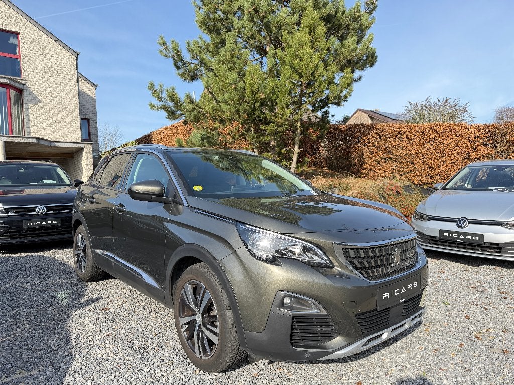 Peugeot 3008 1.5BlueHDi Airco Camera Carplay Carnet GARANTIE, Auto's, Peugeot, 4 cilinders, Leder en Stof, Skiluik, SUV of Terreinwagen