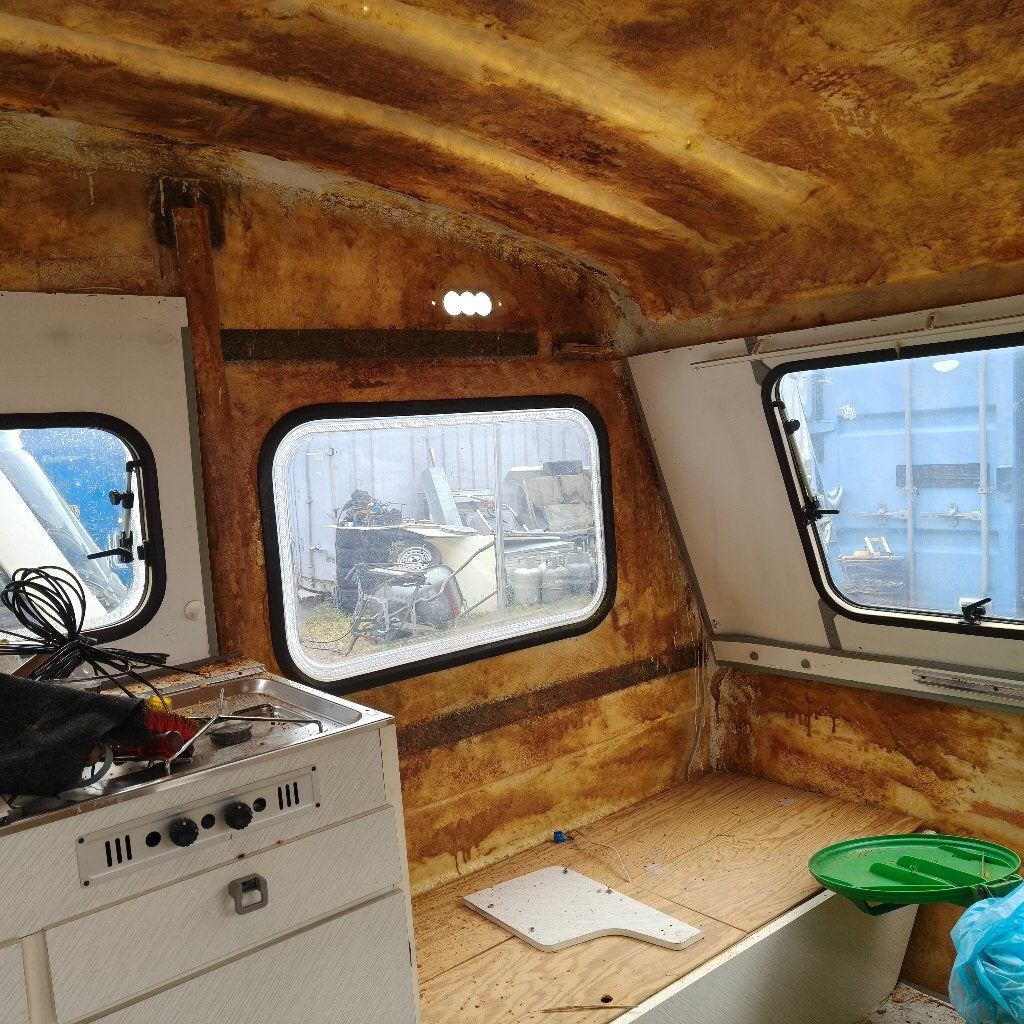 Beschrijving  Predom Nomad 126N vrij van keuring (500-750 kg, Caravans en Kamperen, Overige typen, Koelkast, Treinzit, Tot en met 3