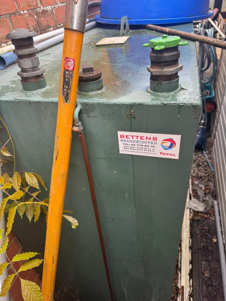 Mazout tank 2200 liter, Doe-het-zelf en Bouw, Ophalen, Gebruikt, Hoog rendement (Hr), Overige typen