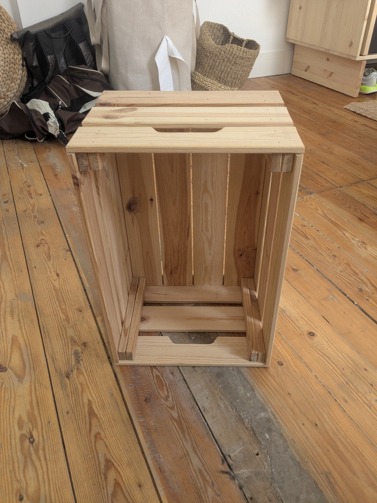 Caisse en bois IKEA KNAGGLIG, Maison & Meubles, Armoires | Casiers, Enlèvement