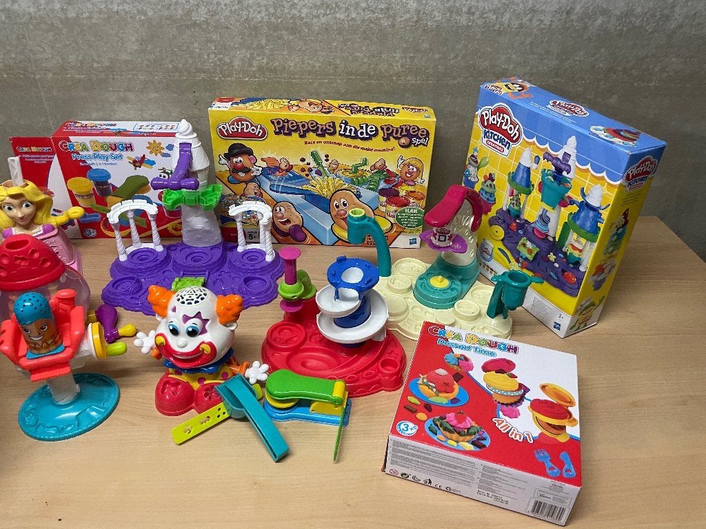 Lot van playdoh, Enlèvement ou Envoi, Utilisé