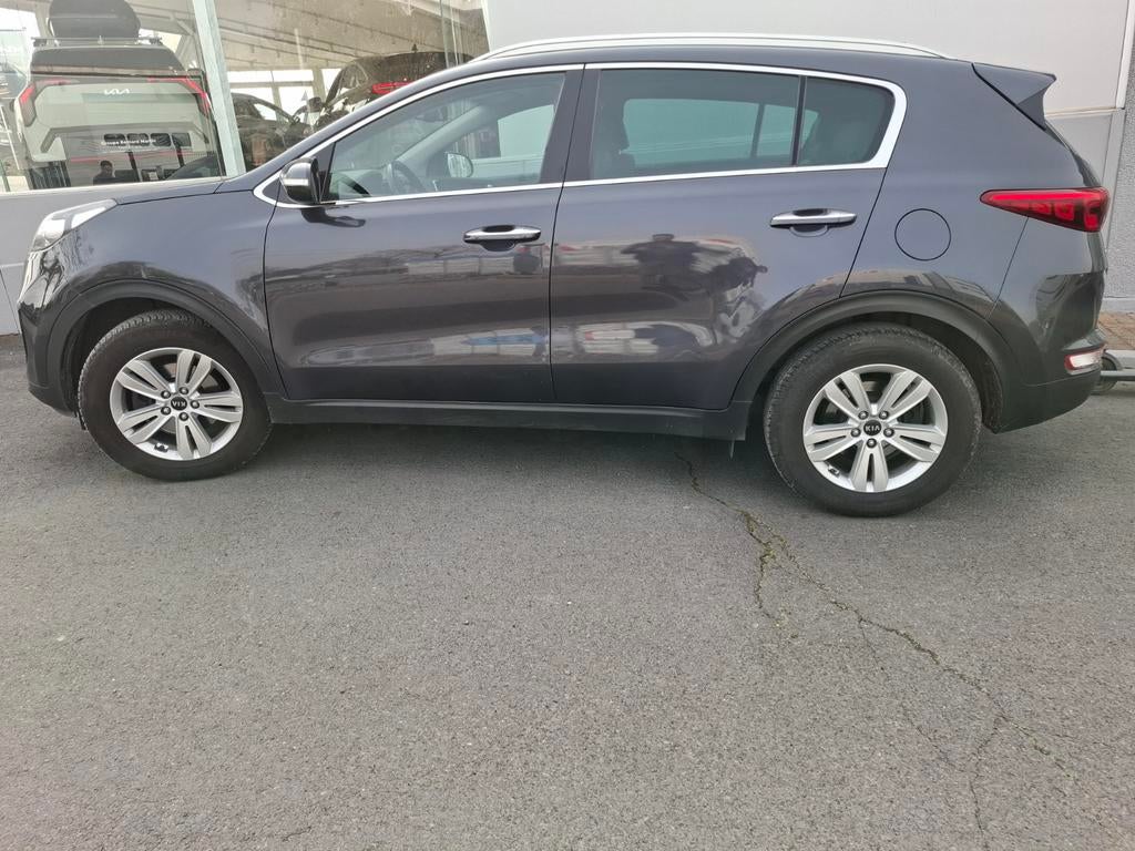 KIA SPORTAGE 1.7 DIESEL 1ER PROPRIÉTAIRE TRÈS PROPRE, Auto's, Kia, Monovolume, Euro 6, 4 cilinders, Leder