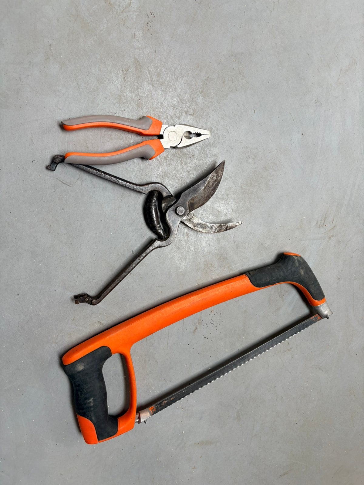 Divers handgereedschap, Doe-het-zelf en Bouw, Ophalen, Zo goed als nieuw, Tang