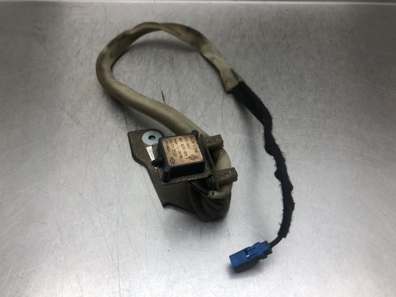 ANTENNE GPS Nissan NV 250 (WF) (01-2021/-) (|282365726R|), Utilisé, Nissan