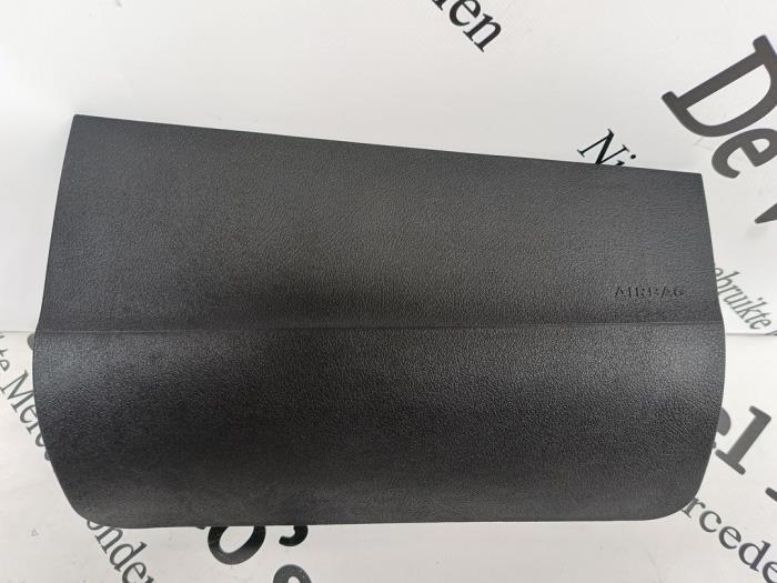 Airbag droite (tableau de bord) d'un Mercedes Vito, 3 mois de garantie, Utilisé, -, -