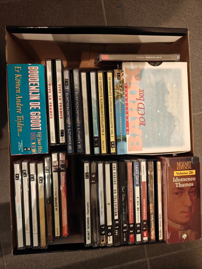 Lot + 200 CDs, Ophalen, Nederlandstalig