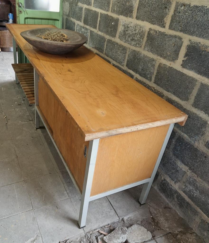 Oude sterke bakkerstafel werktafel, Ophalen