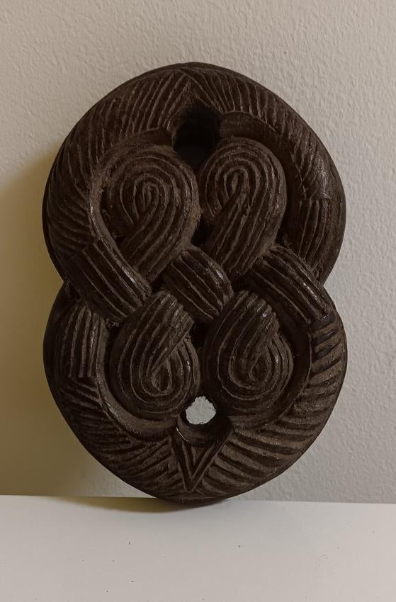Houten oneindige knoop (Srivatsa), Overige onderwerpen, Houtsnijwerk, Minder dan 20 cm, Ophalen of Verzenden