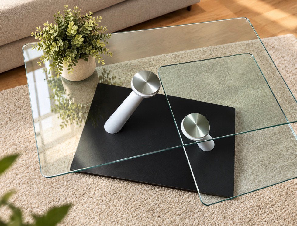 Prachtige Design Salontafel 'Naos’ met zwarte voet:, Huis en Inrichting, Ophalen, Zo goed als nieuw, Glas