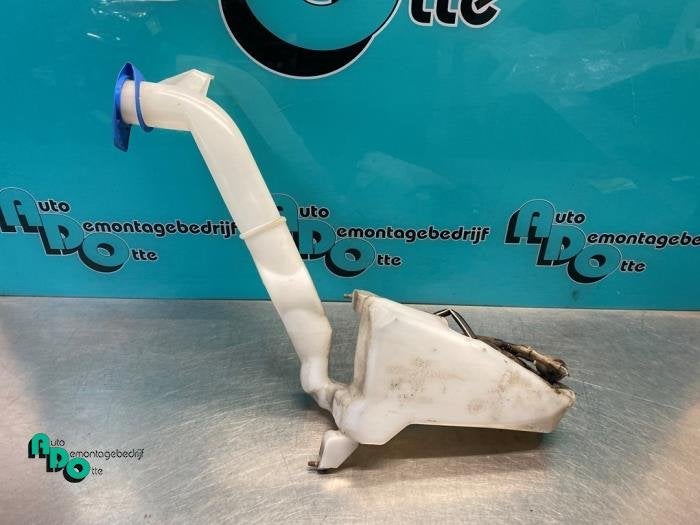 Réservoir lave-glace avant d'un Volkswagen Polo (Polo 01-), Volkswagen, -, 3 mois de garantie, Utilisé