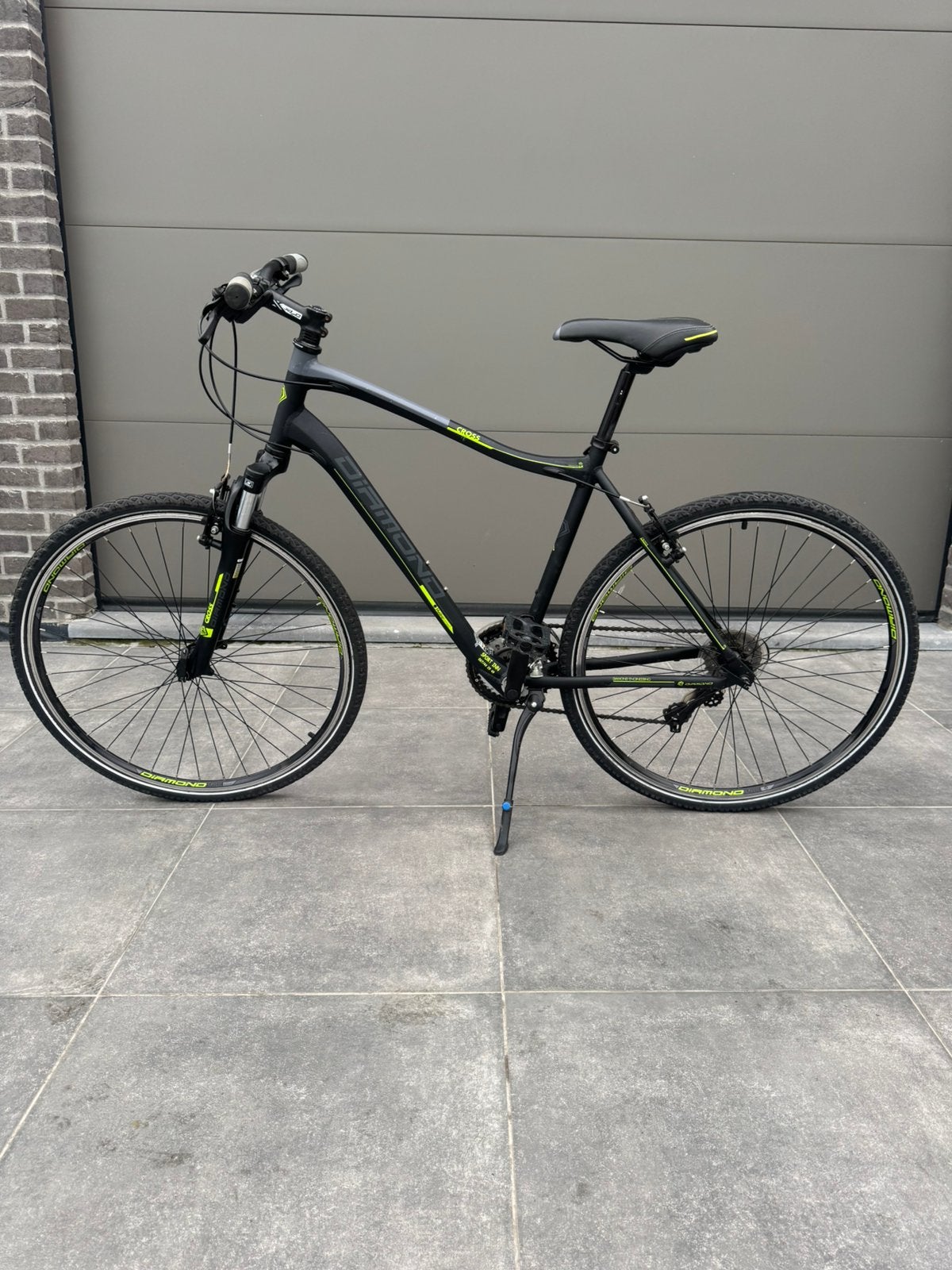 Vélo trekking/hybride Diamond Cross Shimano — Très bon état, Vélos & Vélomoteurs, Enlèvement, Comme neuf, 28 pouces
