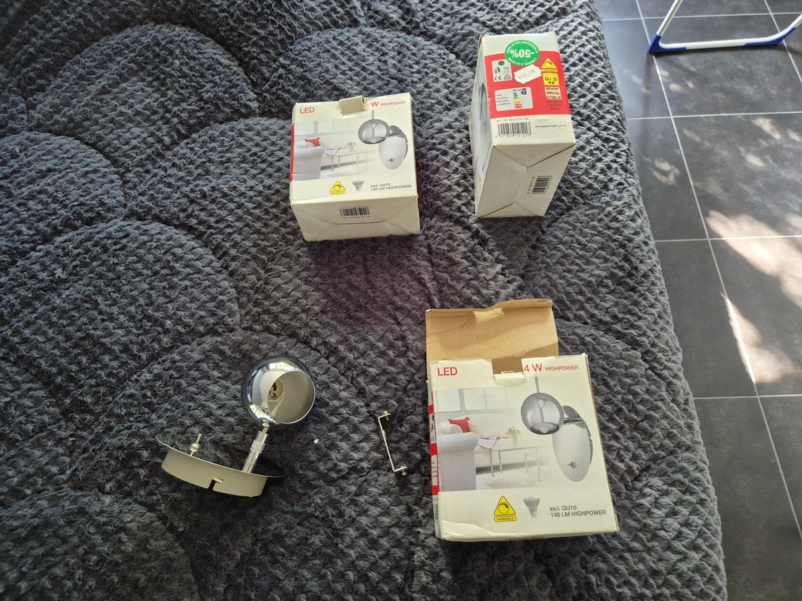 Lampes murales LED chromées. Excluant les spots. 3 disponibl, Maison & Meubles, Neuf, Spot mural, Argenté, LED