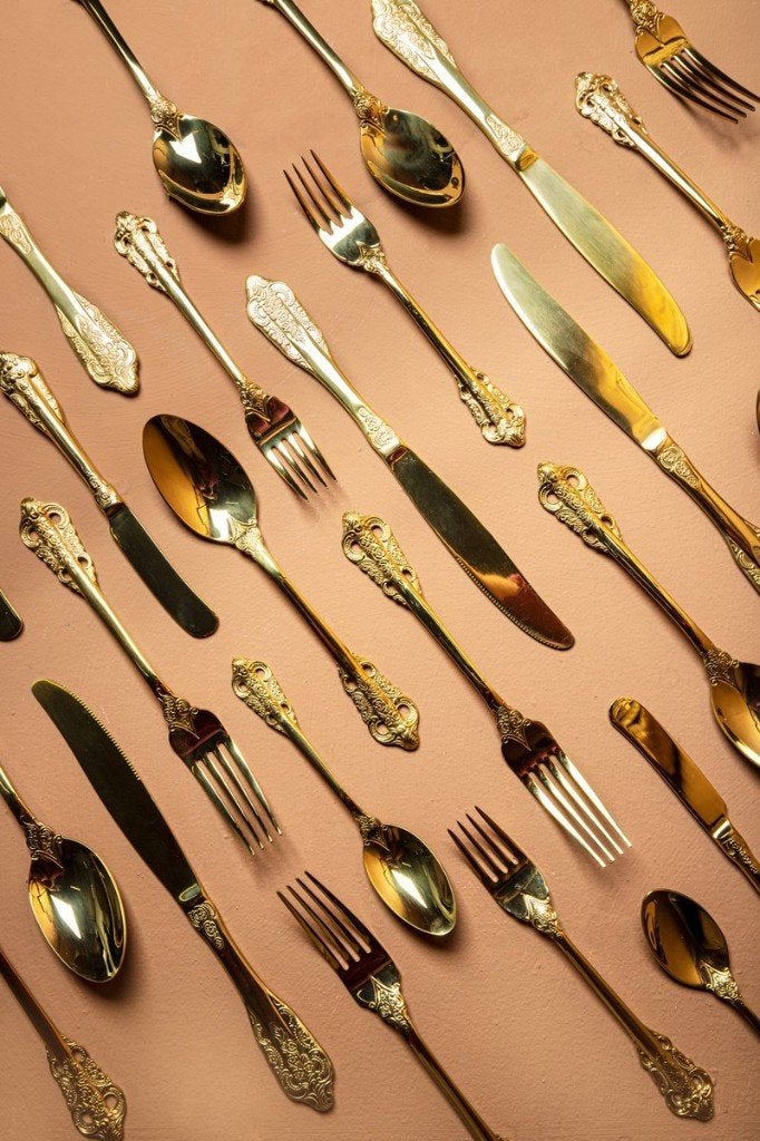NIEUWE Luxe gouden bestek set servies set 24-delig KORTING, Ophalen of Verzenden, Nieuw, Overige materialen, Bestekset