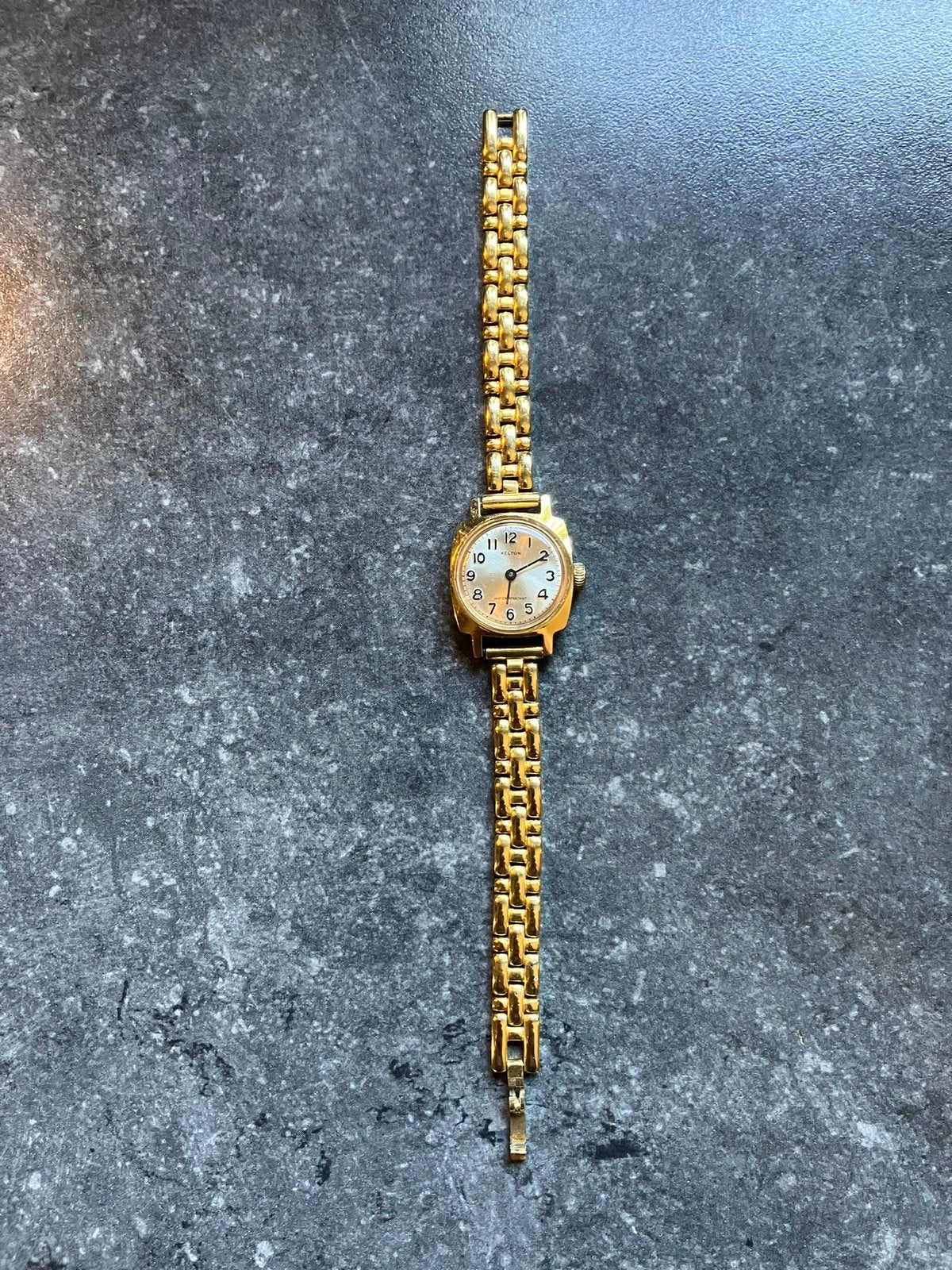 Montre KELTON pour femme, Enlèvement ou Envoi, Utilisé