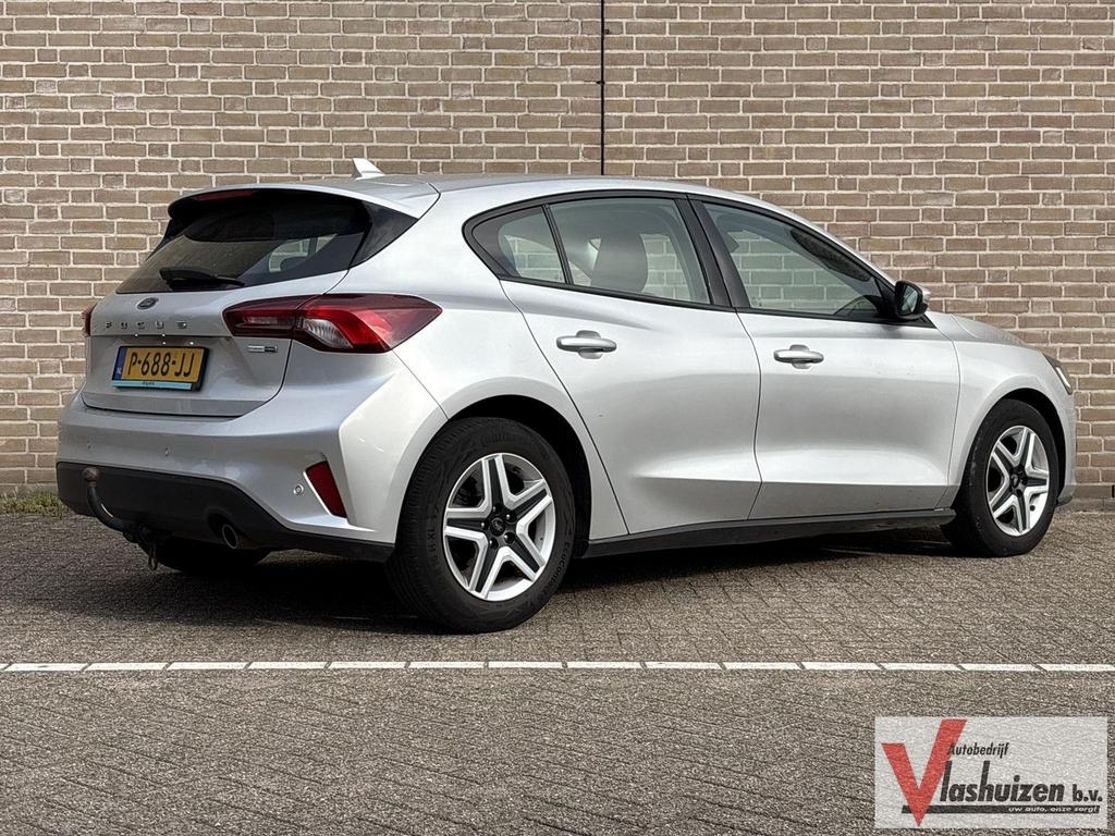 Ford Focus 1.0 EcoBoost Hybrid Connected | € 5.950,- NETTO!, Focus, Bedrijf, 117 g/km, Zilver of Grijs