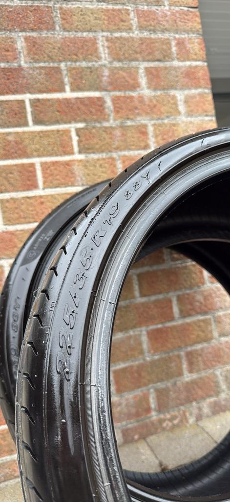 2x pirelli p zero 19 inch 225 35 88Y, Ophalen, Zo goed als nieuw