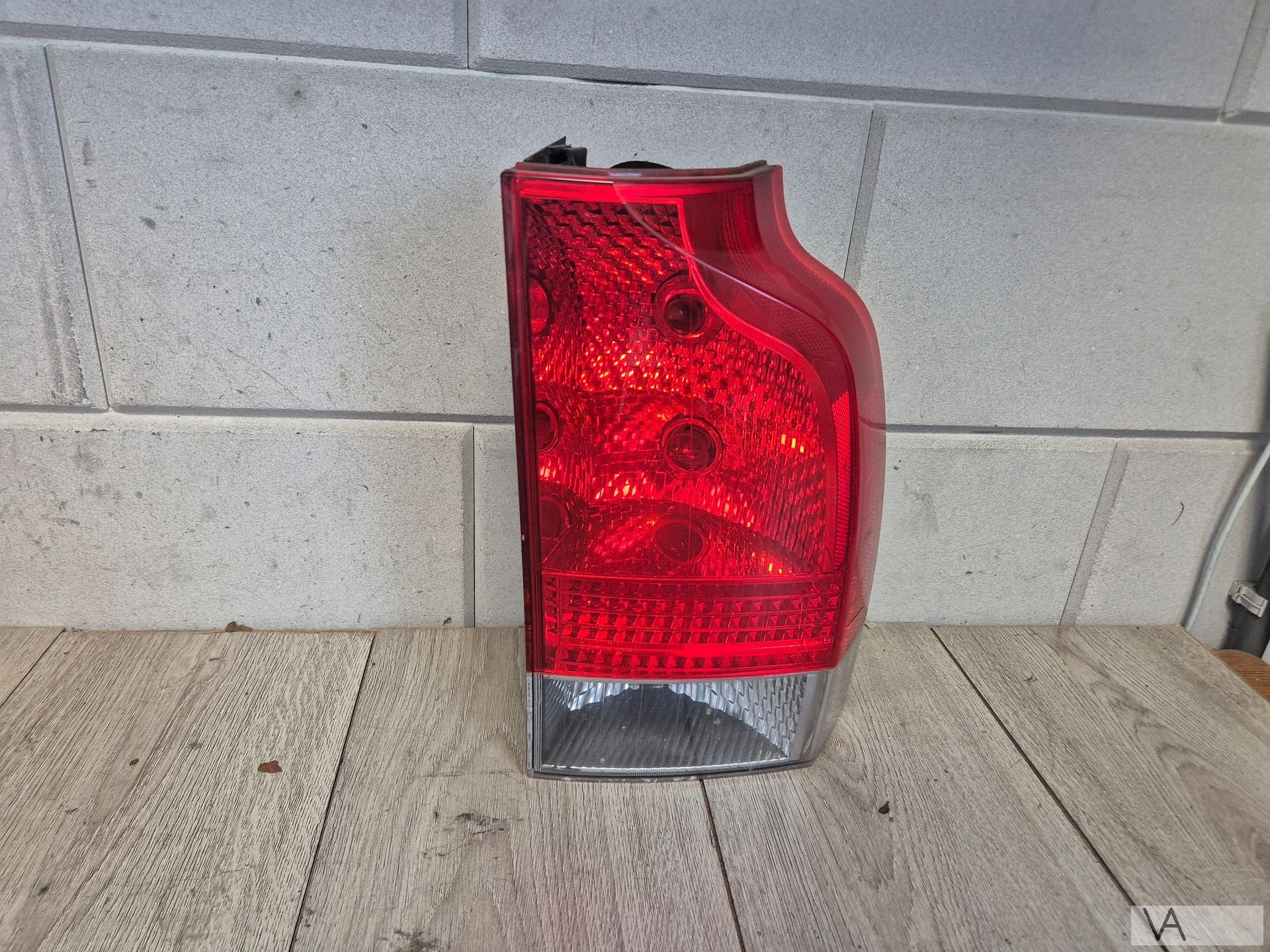 Achterlicht rechts van Volvo V70 2004 -2007 €50 facelift led, -, -, -, Enlèvement ou Envoi