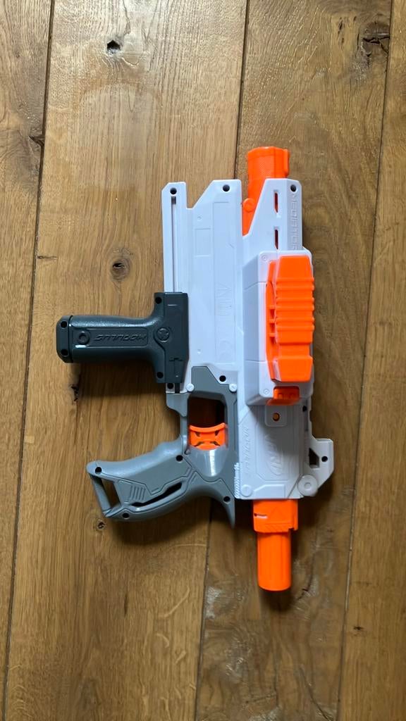 Nerf gun mediator wit en oranje, Enlèvement, Comme neuf