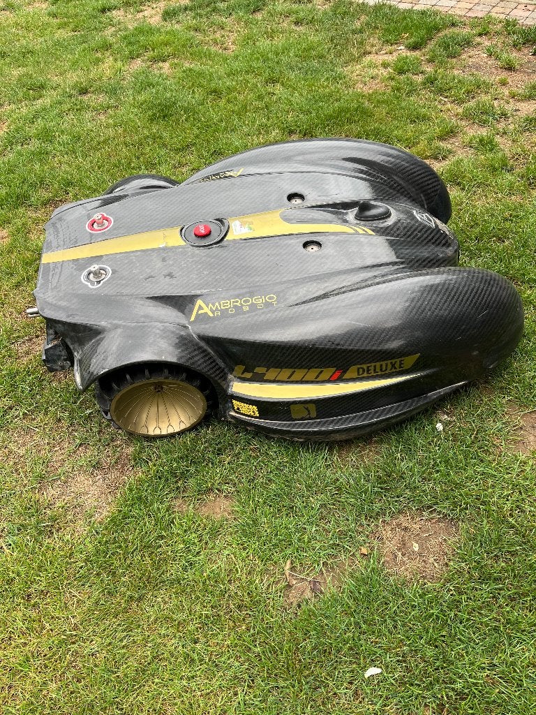 Robotmaaier ambrogio, Enlèvement, Comme neuf, Plus de 25 cm, Avec capteur de pluie