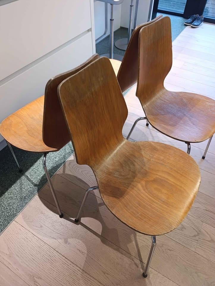 4 Chaises anciennes design nordique, Brun, Enlèvement, Utilisé, Nordic