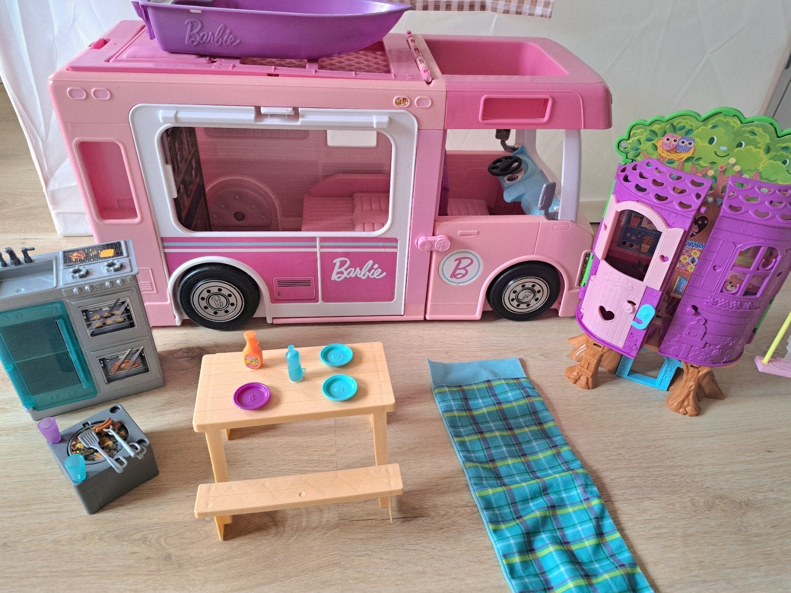 Barbie kampeerset. De dreamcamper, Kinderen en Baby's, Ophalen, Accessoires