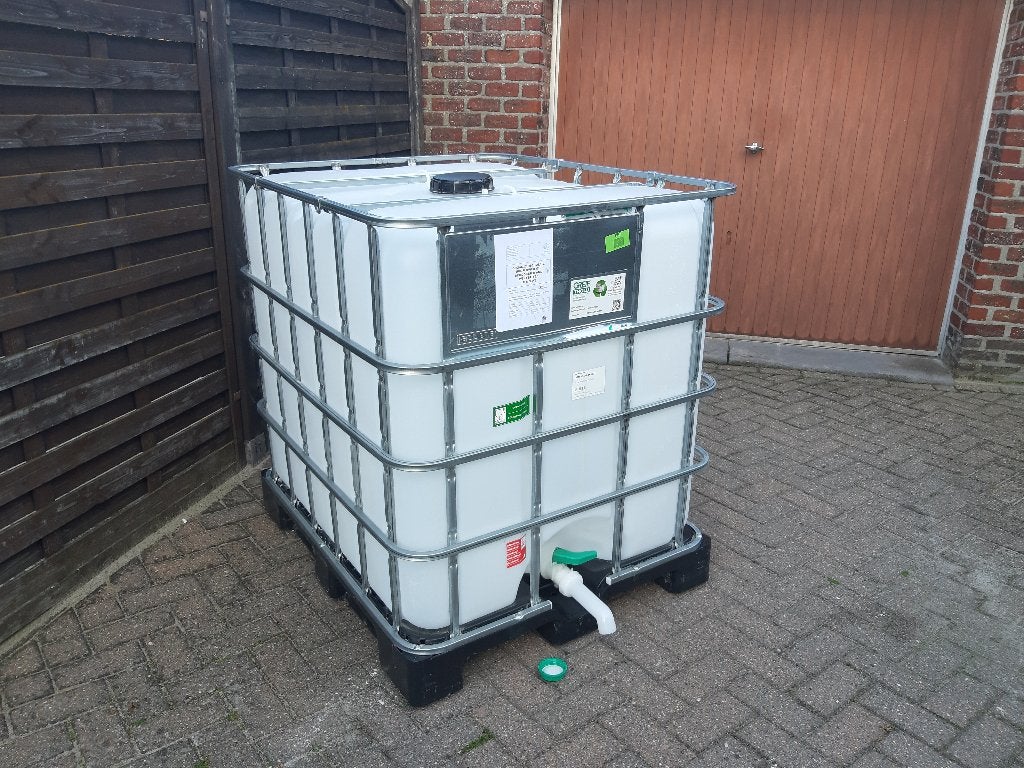 IBC CONTAINERS VAN 1000 L (4 stuks beschikbaar), 150 liter of meer, Ophalen of Verzenden, Met kraantje