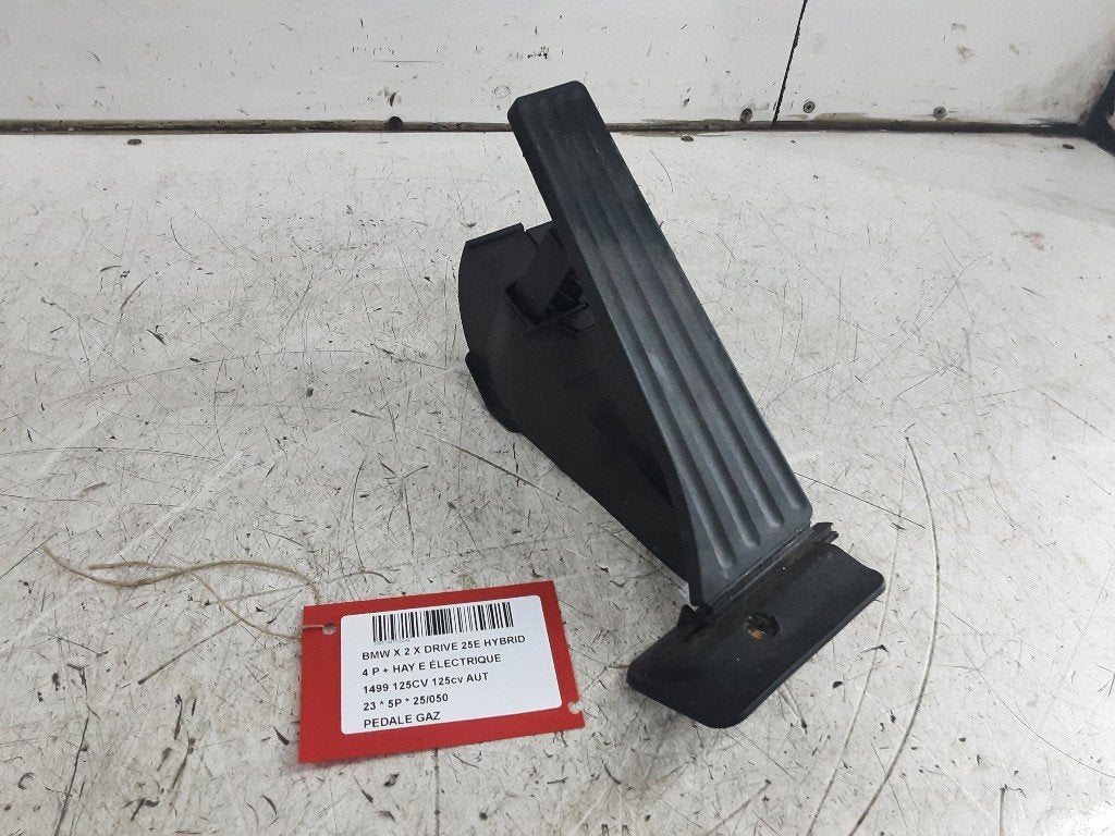 PEDALE D'ACCELERATEUR BMW X2 (F39) (21490710), Utilisé, BMW, Petuelring 130
80809  München, DE, Bayerische Motoren Werke AG