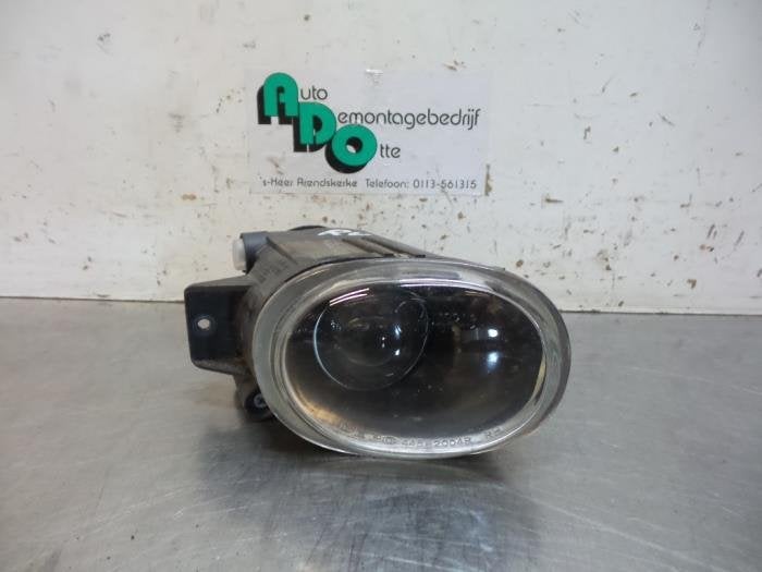 Feu antibrouillard avant droit d'un Seat Leon (Leon 00-), Autos : Pièces & Accessoires, -, 3 mois de garantie, Utilisé, -