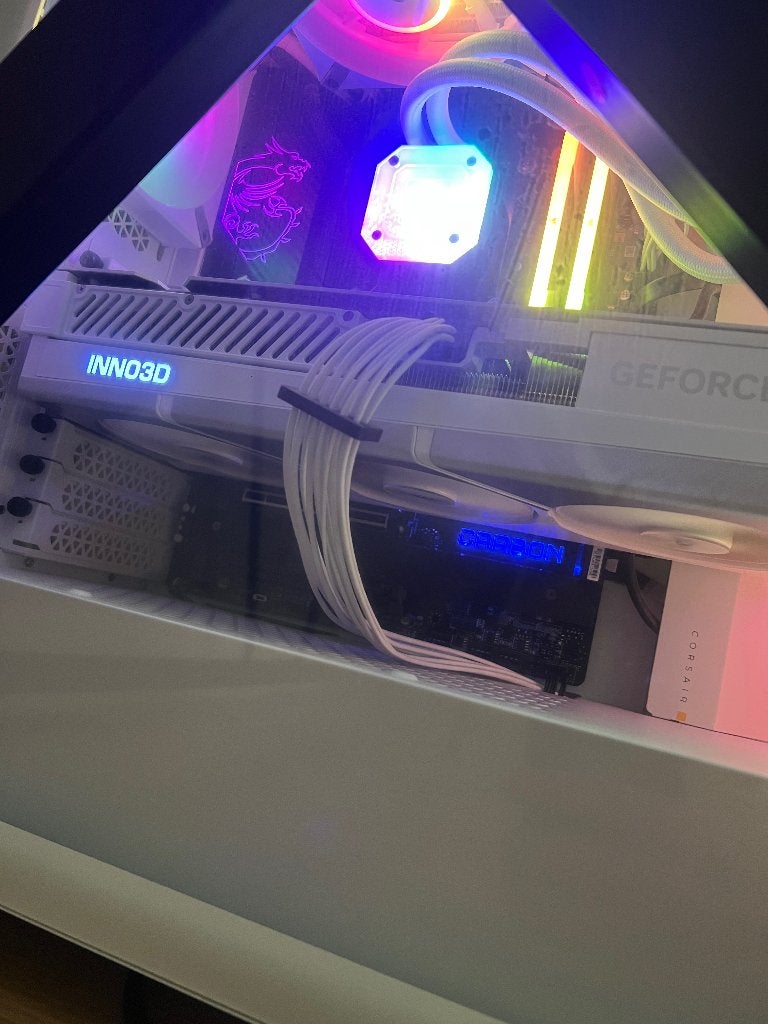 RTX 4090 INNO3D X3 OC White – 24GB GDDR6X, Computers en Software, Videokaarten, Ophalen, HDMI, GDDR6, Zo goed als nieuw