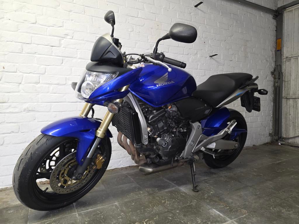 Honda CB 600F hornet, Motos, Motos | Honda, 600 cm³, Échappement sport, Particulier, 4 cylindres