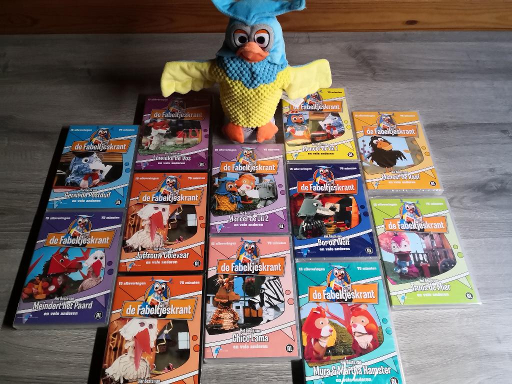 11-delig dvd lot de fabeltjeskrant + handpop, Enlèvement ou Envoi