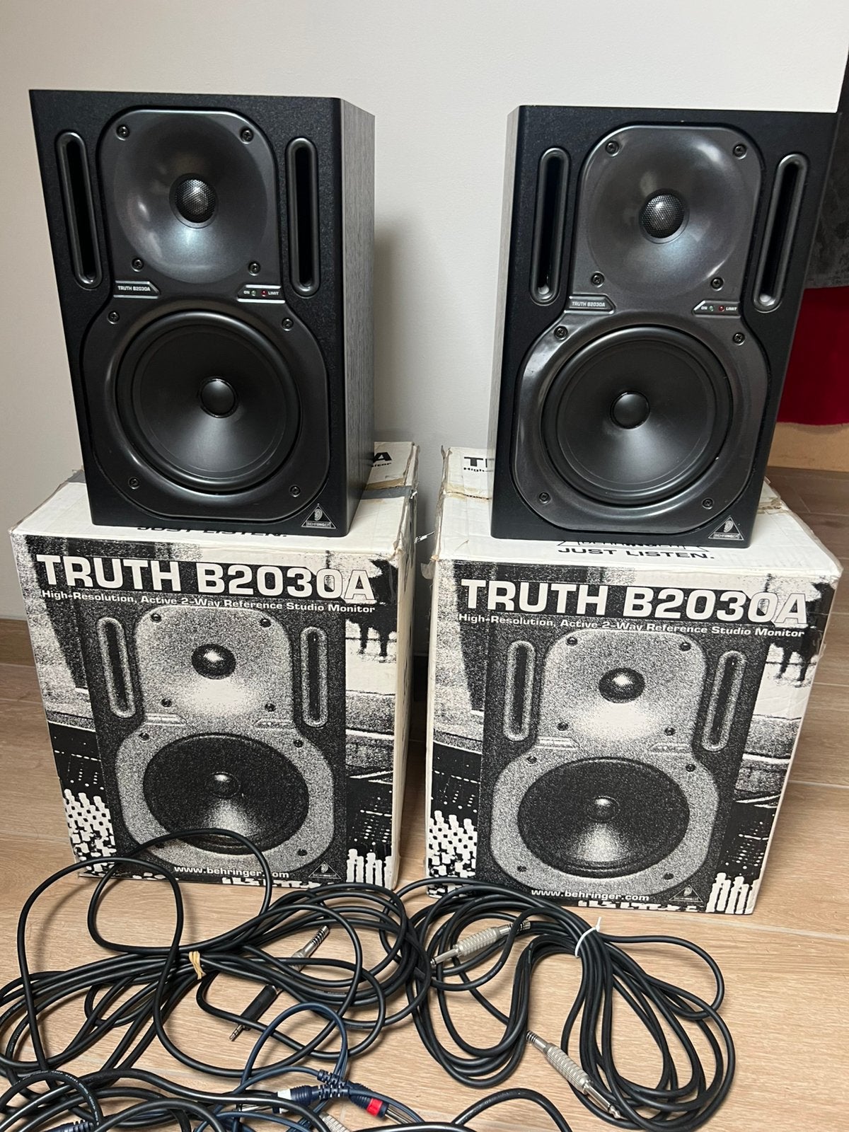 Behringer truth B2030A, Audio, Tv en Foto, Ophalen, Zo goed als nieuw