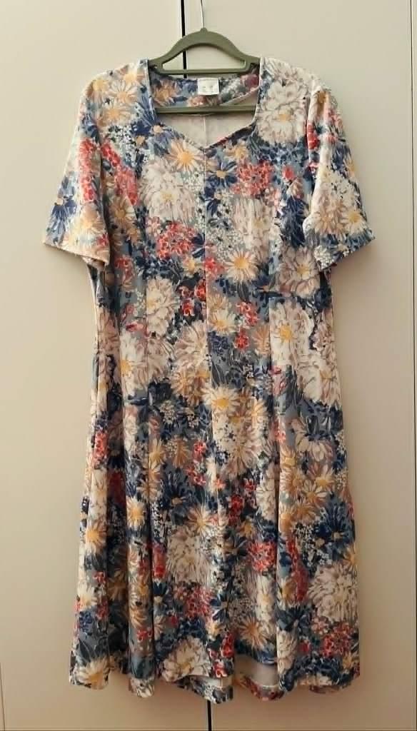 Vintage jurk maat M/L, Kleding | Dames, Jurken, Ophalen of Verzenden, Zo goed als nieuw, Maat 38/40 (M)