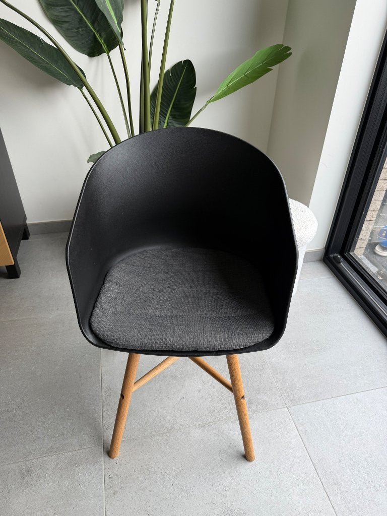Lot de 4 chaises salle à manger – bon état, Gris, Enlèvement, Utilisé, Bois