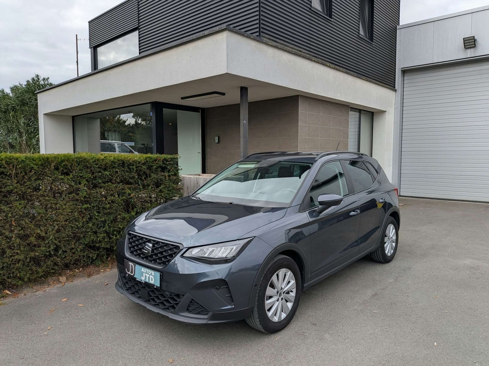 SEAT Arona Arona 1.0 TSI Move! Navi - Camera - PDC - Alu, Auto's, Voorwielaandrijving, Dealer onderhouden, Stof, Gebruikt