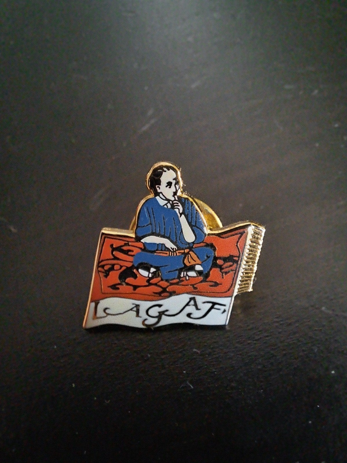 Pins de collection  Vincent Lagaf, Collections, Enlèvement