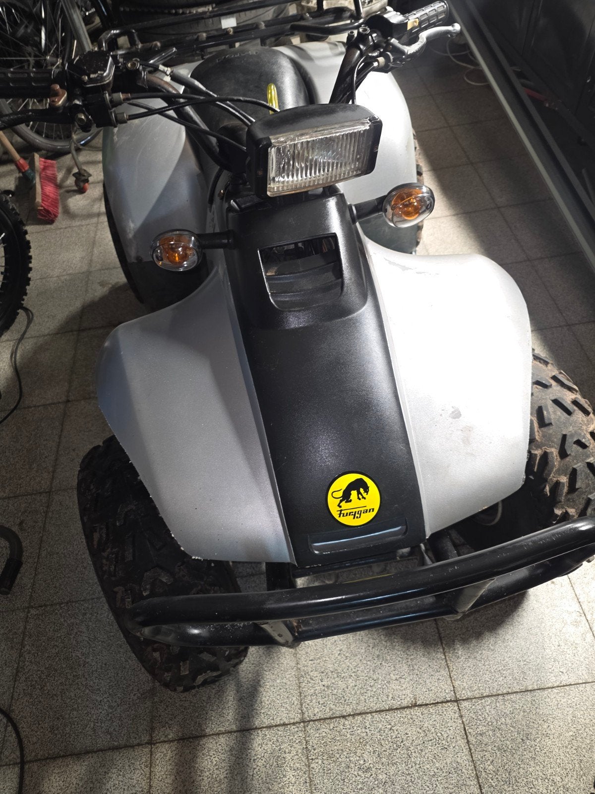 quad e-ton, Motoren, 70 cc, 11 kW of minder, 1 cilinder