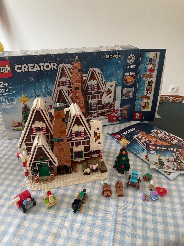 Lego gingerbread house set 10267, Kinderen en Baby's, Lego, Ophalen of Verzenden, Zo goed als nieuw, Compleet