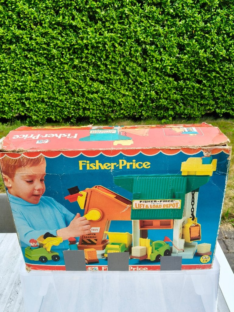 Fisher-Price 942 Lift & load depot Play Family vintage 1977, Enfants & Bébés, Jouets | Fisher-Price, Enlèvement, Utilisé, Set de jeu