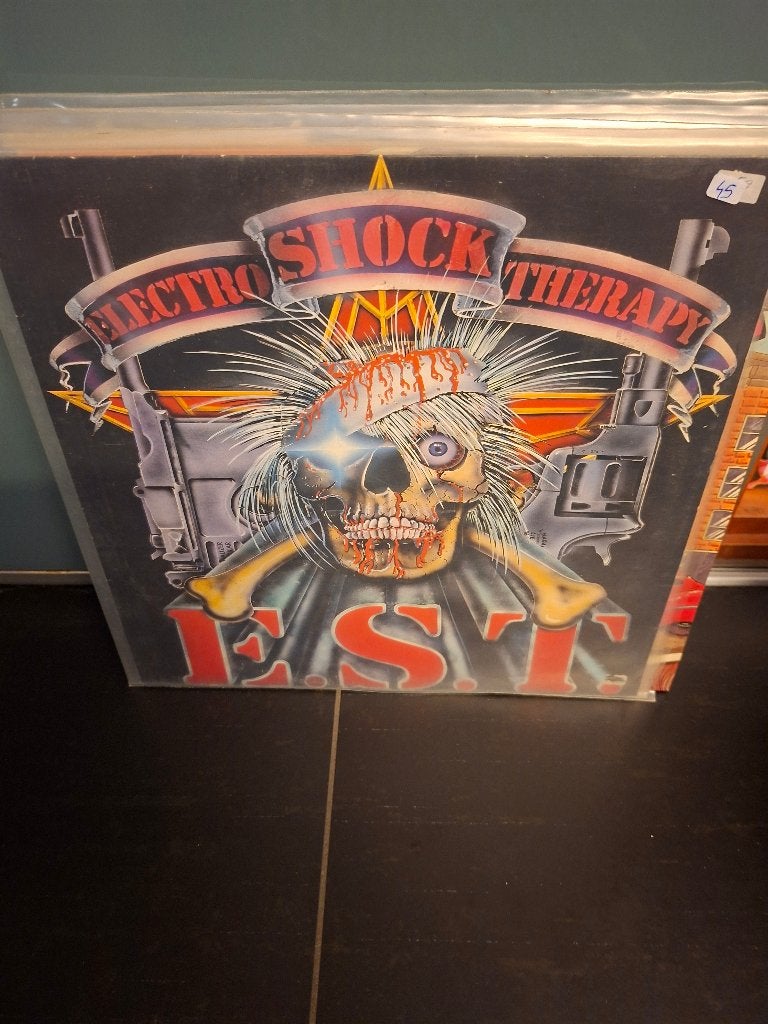 lp - e.s.t. - electro shock therapy - bak 5, Cd's en Dvd's, LP, Gebruikt, Hardrock, 12 inch
