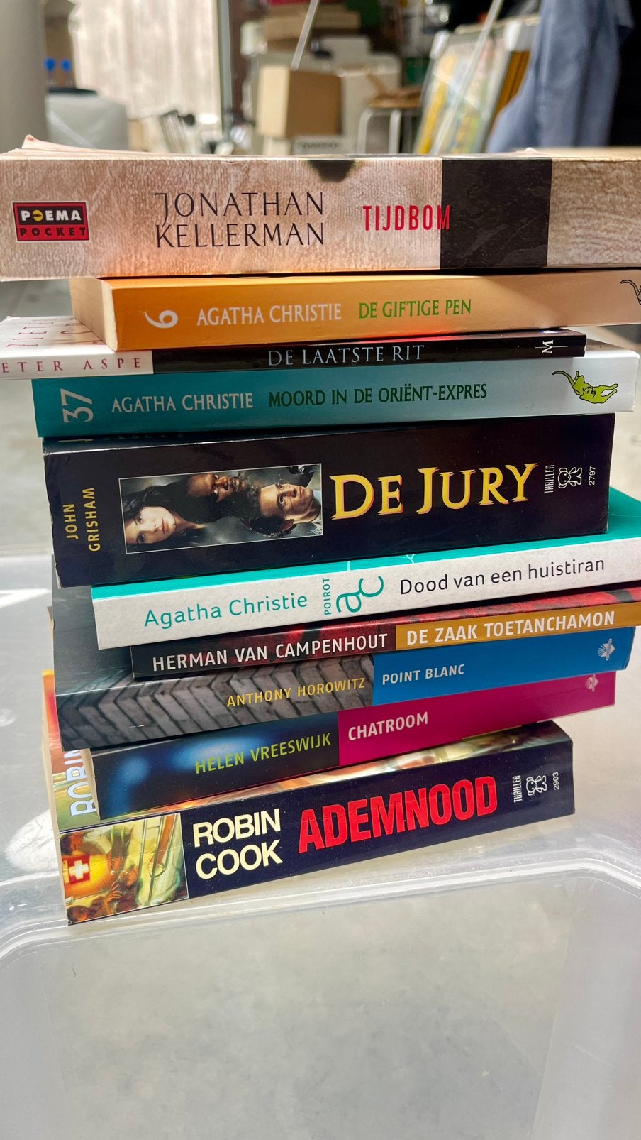 Boekenpakket – Thrillers & detectives, Ophalen, Zo goed als nieuw