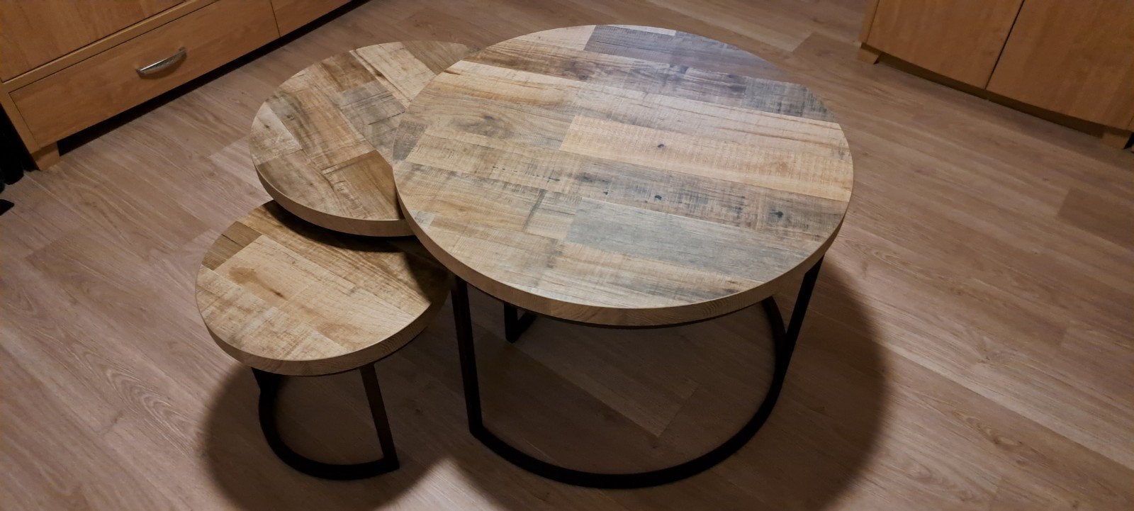3 ronde tafeltjes, Huis en Inrichting, Ophalen