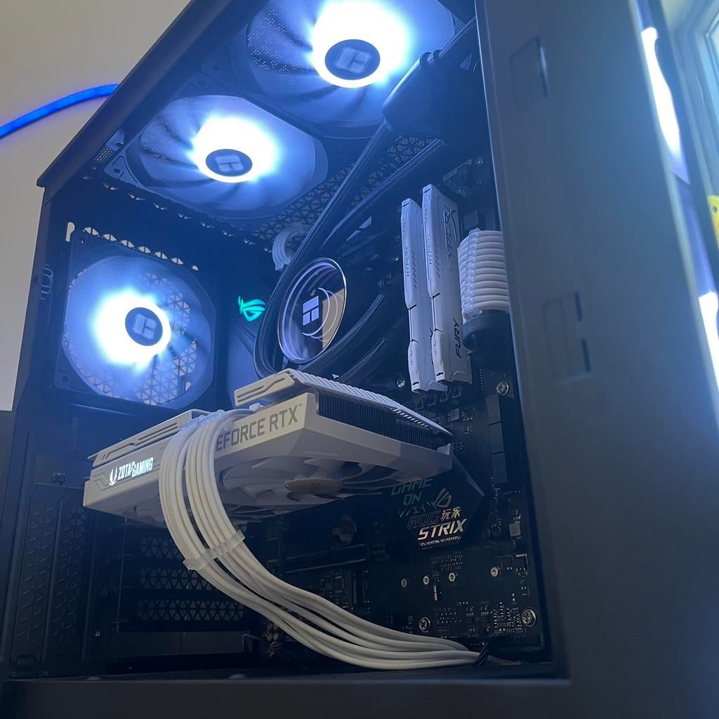 Gaming pc: rtx 3070 en ryzen 5, Ophalen of Verzenden, Zo goed als nieuw, Gaming, SSD