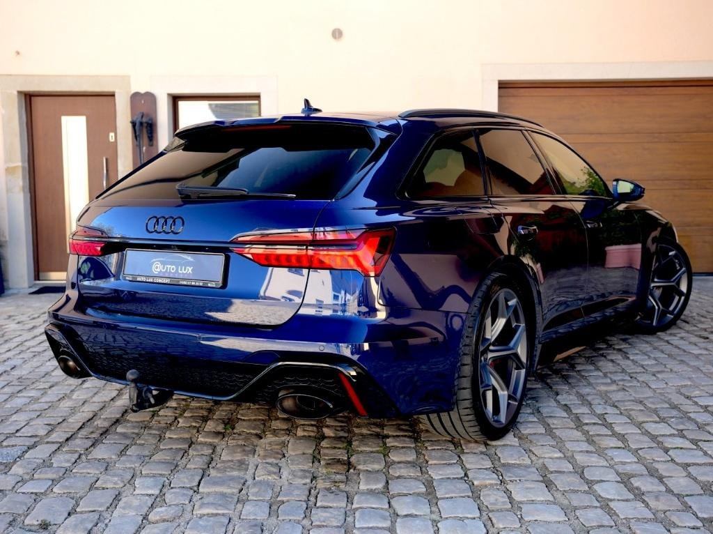 Audi RS6 Avant Performance/Laser/Échappement sport/Attelage, Autos, Cuir, Achat, 3996 cm³, Euro 6