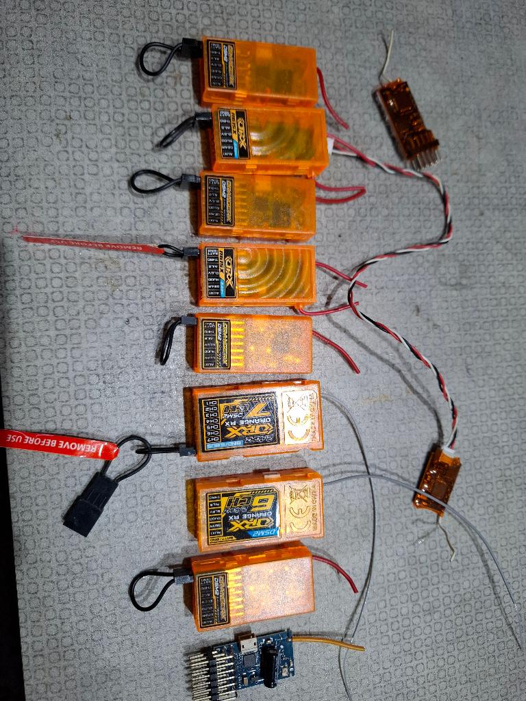 Zie foto alles in een koop, Hobby en Vrije tijd, Modelbouw | Radiografisch | Vliegtuigen, Ophalen, Nieuw