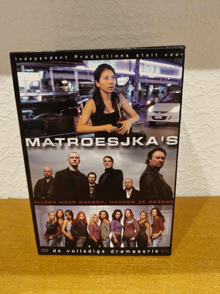 Matroesjka's Complete serie DVD, CD & DVD, DVD | TV & Séries télévisées, À partir de 16 ans, Enlèvement ou Envoi, Utilisé, Drame