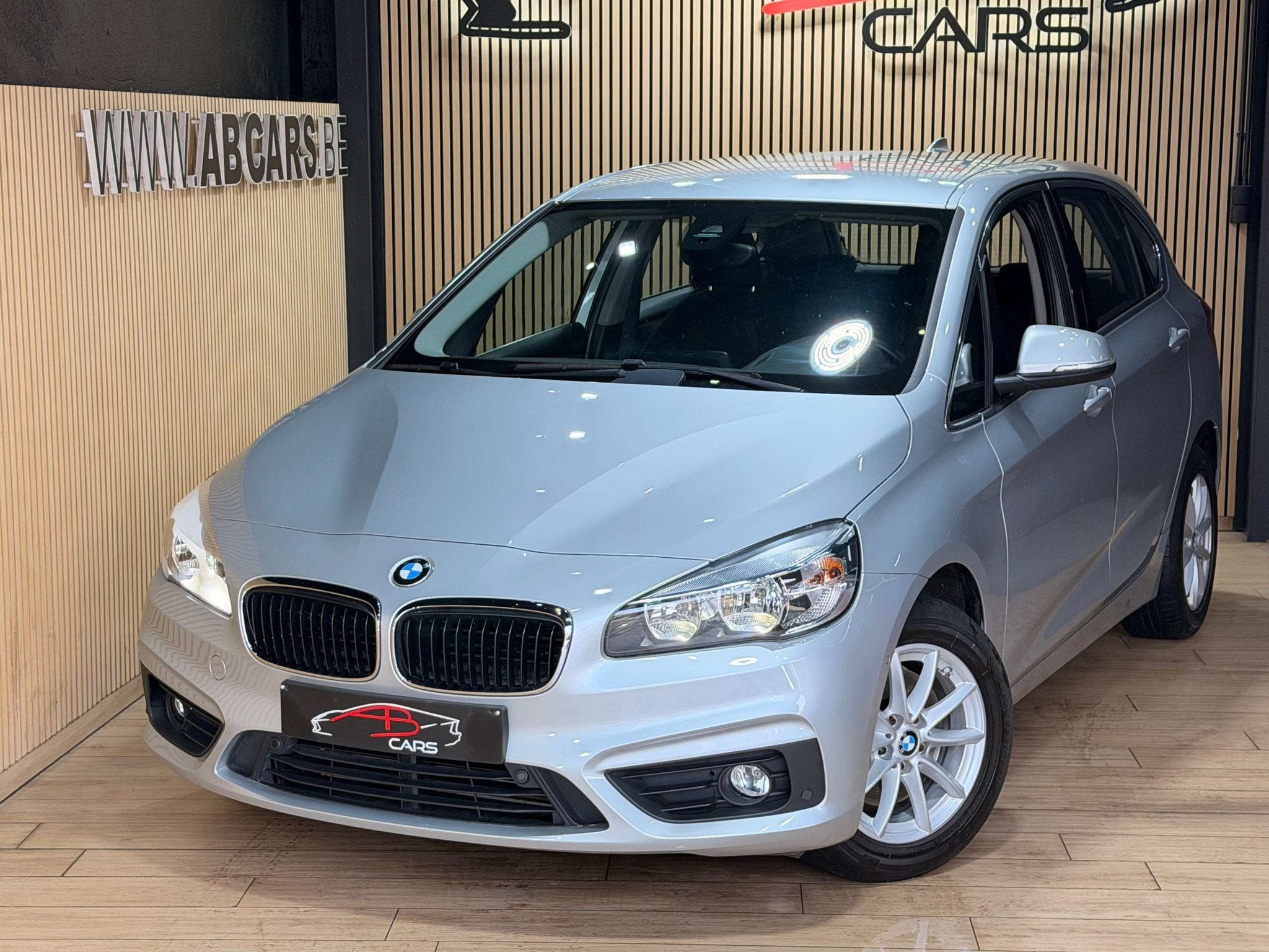 BMW 2 Serie 218 I Active Tourer * 1ER PROPRIÉTAIRE * GARANT, Autos, 100 kW, Argent ou Gris, Achat, Euro 6